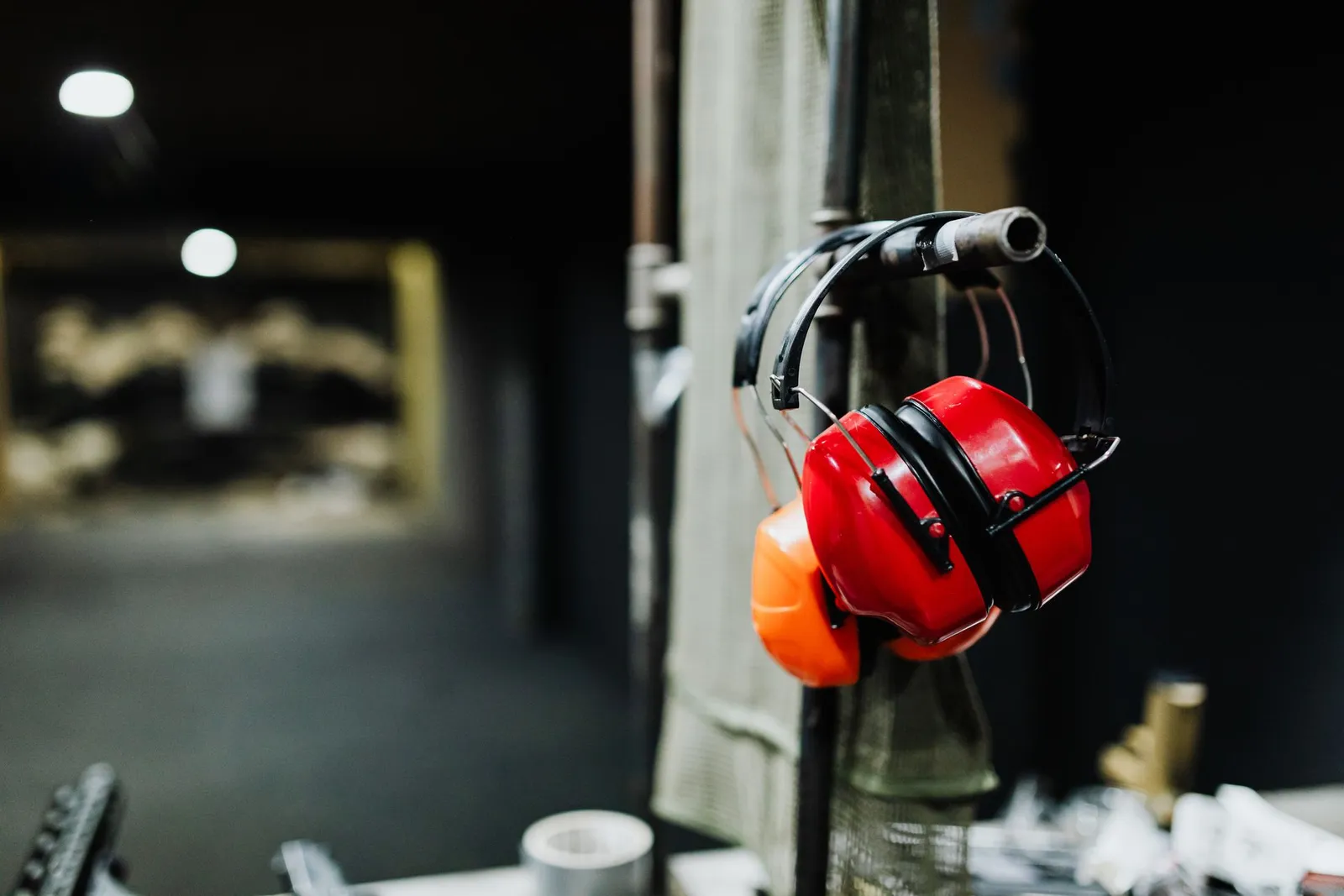L'équipement du tireur sportif : protections, tenue et accessoires